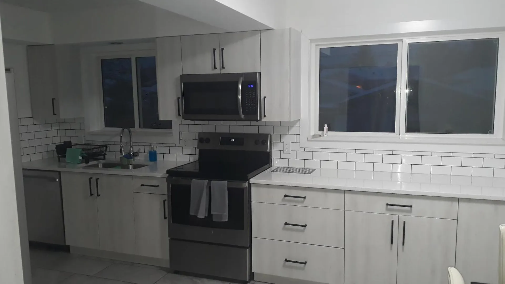 Дом отдыха Вилла House B Эдмонтон